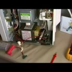 Cómo cambiar fusible de microondas